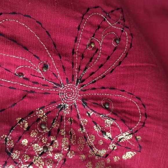 Alfred Dunner Red Metallic Gold Floral Beaded Button Up Layering Top Size 18W - Picture 5 of 8